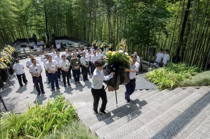 &#24320;&#20113;&#32593;&#39029;&#29256;